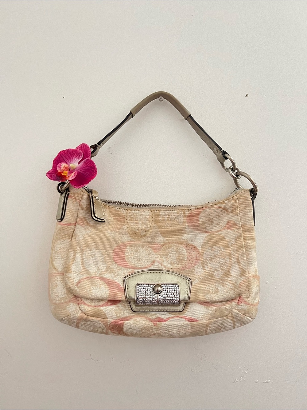 Vintage Coach Shoulder Bag in Beige/Pink